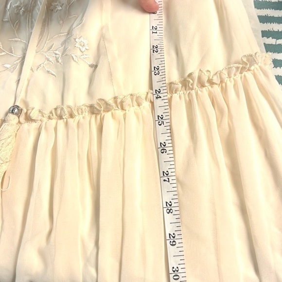 Anthropologie | Hazel Beige Embroidered Trim Poly Shift Dress ,EUC,Size Medium - Picture 12 of 13